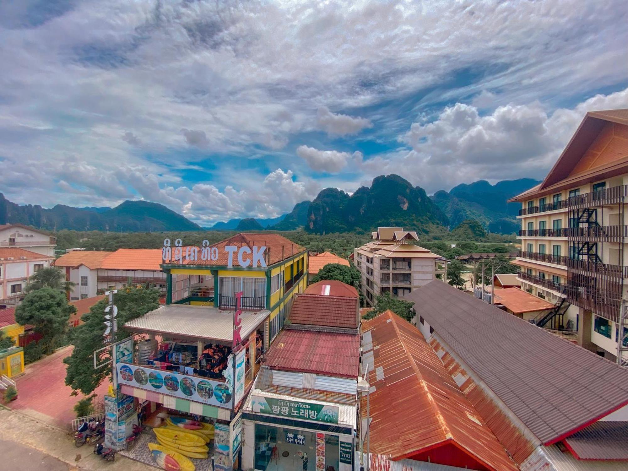 Golden Dragon House Vang Vieng Luaran gambar